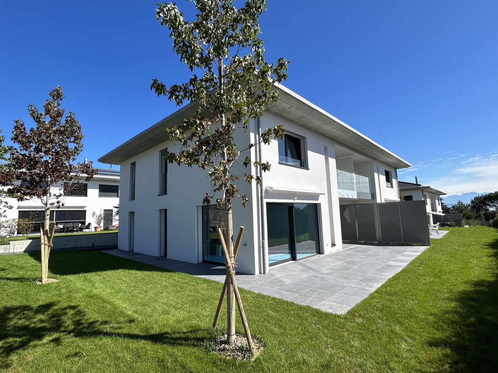 Architect-designed villa in the most sought-after area of Ecublens - Vue 1