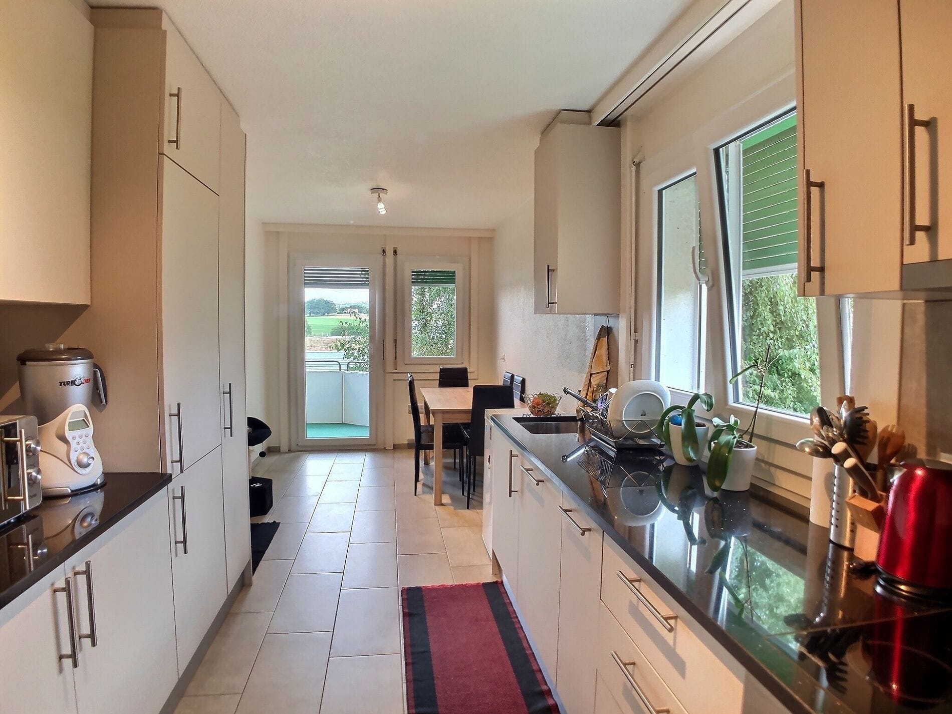 3.5-room apartment completely renovated in 2019 - Vue 2