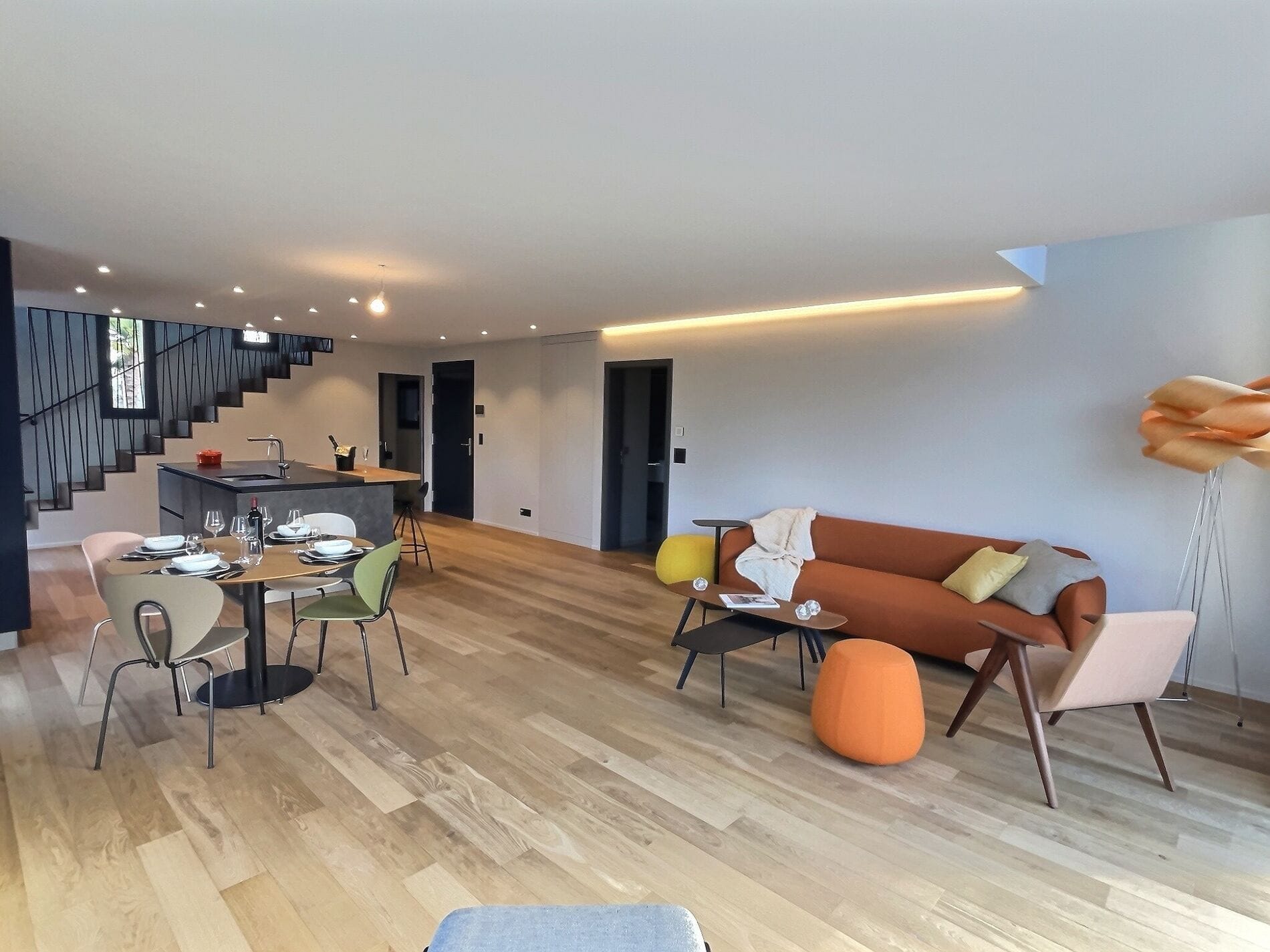 Architect-designed villa in the most sought-after area of Ecublens - Vue 3