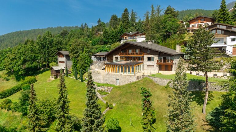 Maisons-Crans-Montana-AtticaCransBluche-5344713