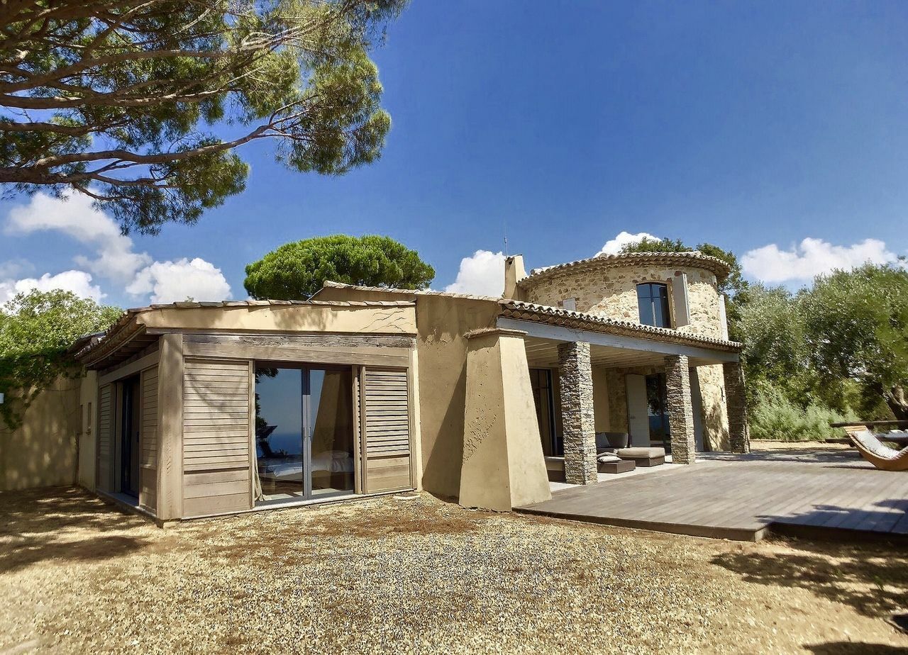 Maison de charme avec vue imprenable sur la mer à Ramatuelle - Vue 2
