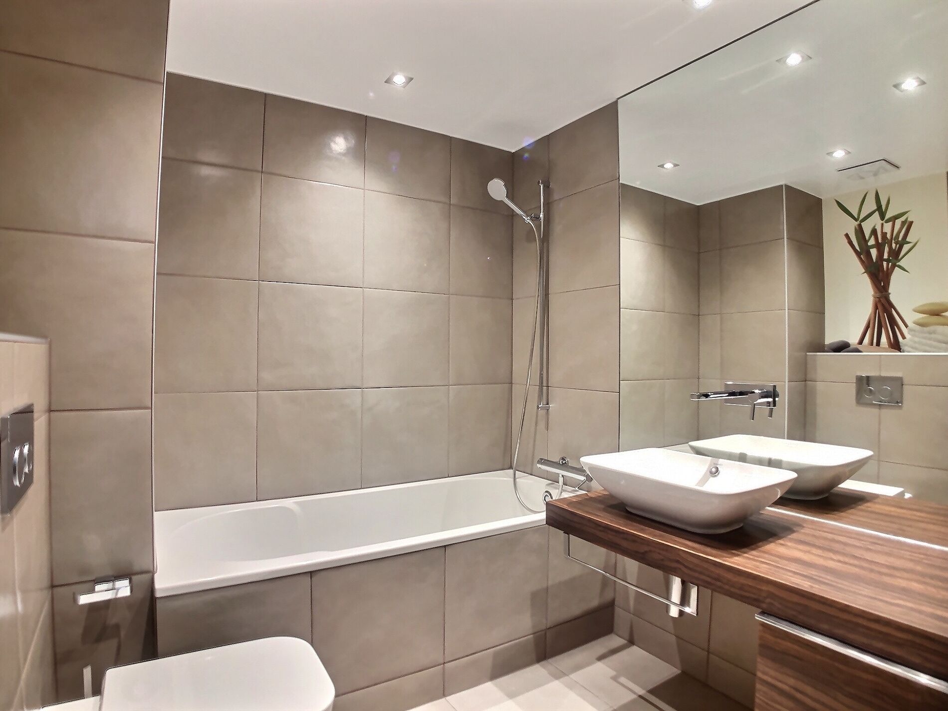 Splendid contemporary 4.5-room apartment with lake view - Vue 6