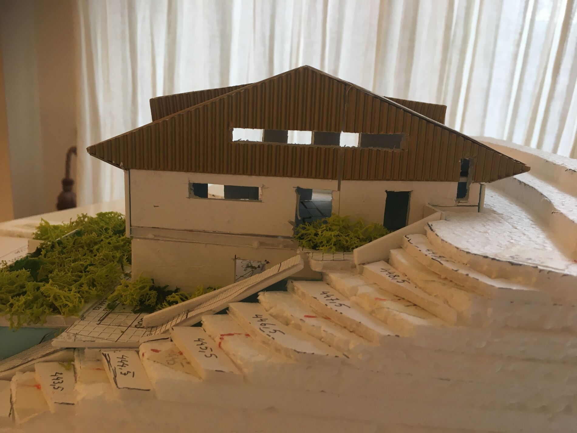 Nouvel appartement en attique sur plan - Vue 3