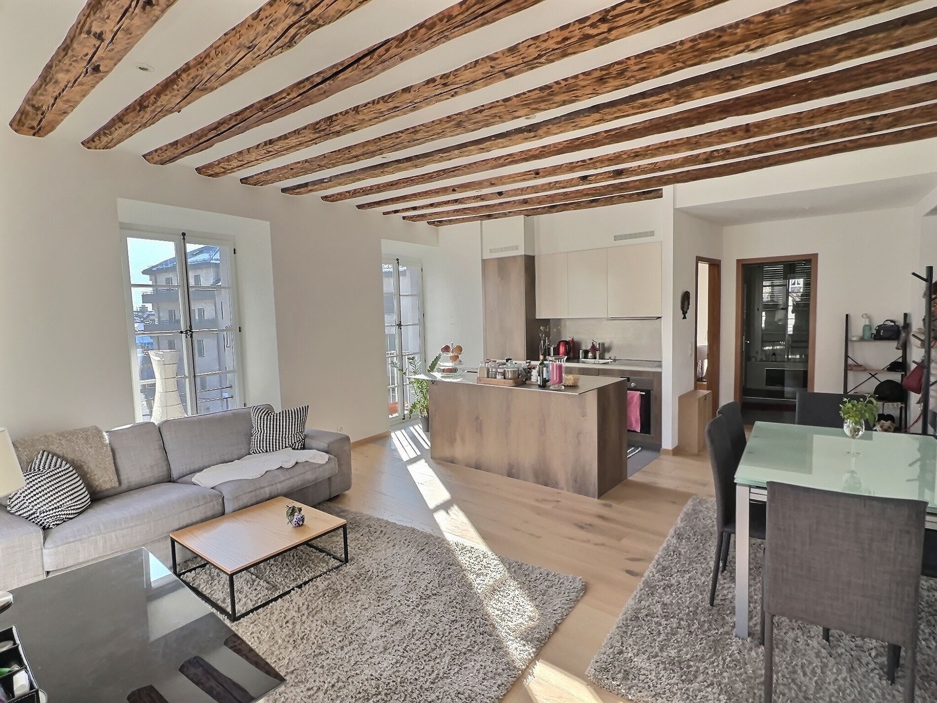 Appartement avec beaucoup de cachet en vieille ville de Sion - Vue 2