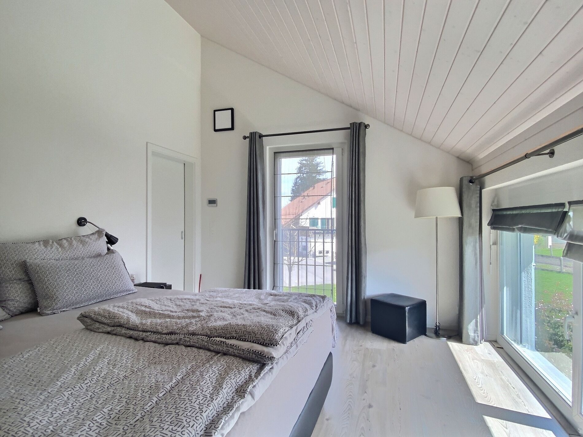 Beautiful detached house in the heart of the village of Fey - Vue 5