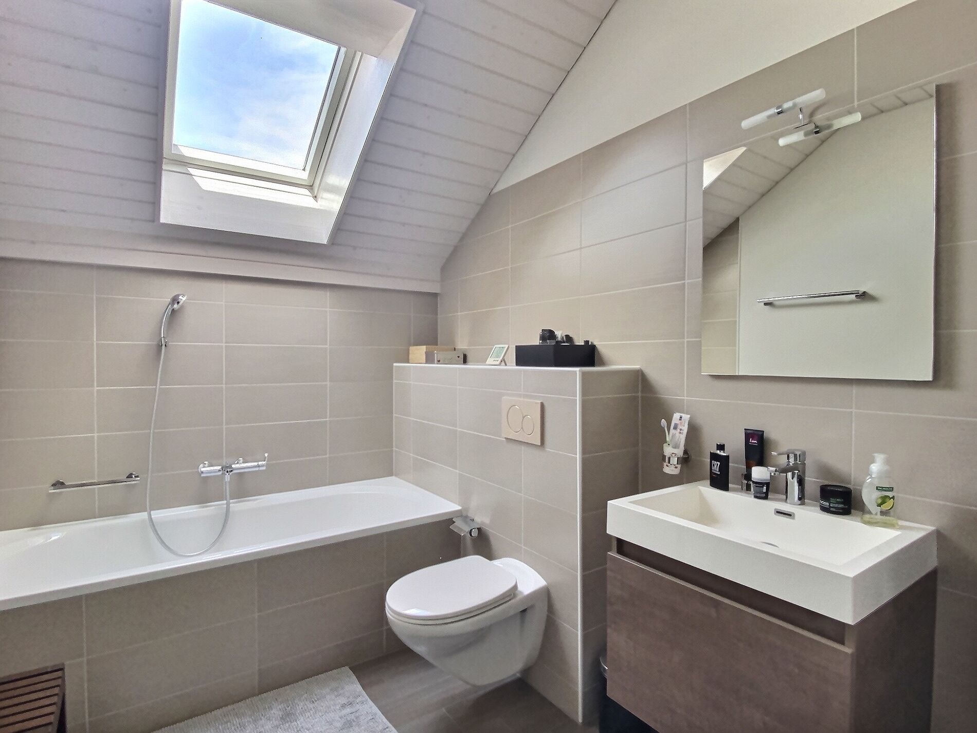 Beautiful detached house in the heart of the village of Fey - Vue 8