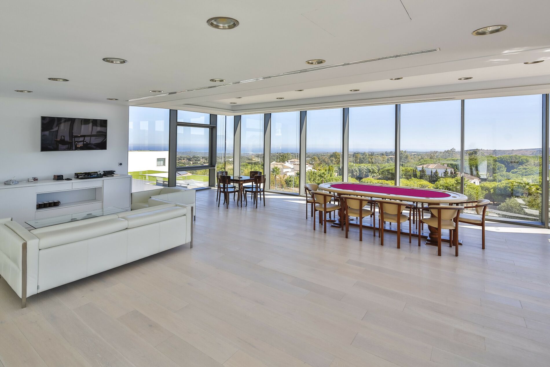 Luxury property with six dwellings - Vue 6