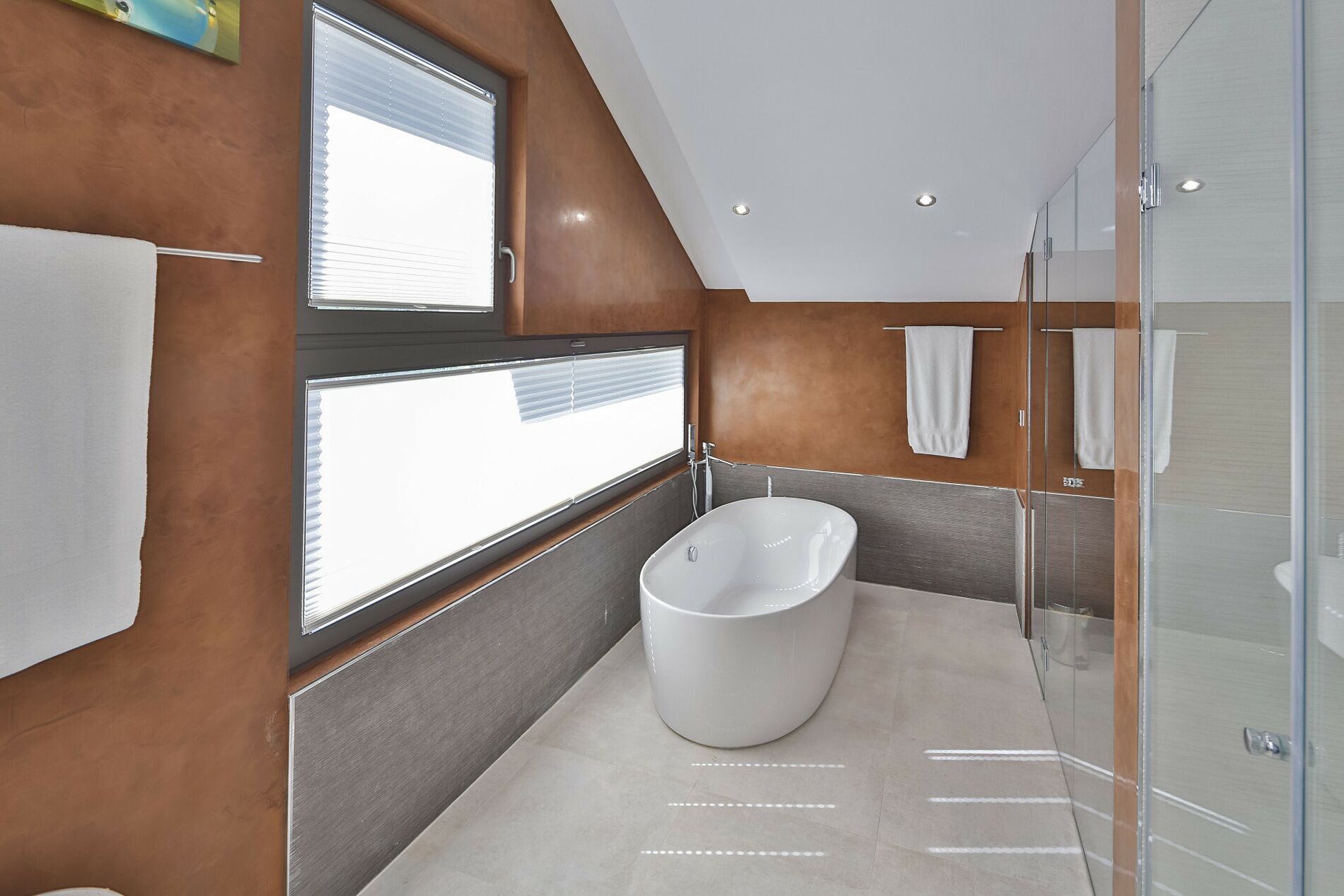 Luxury property with six dwellings - Vue 10