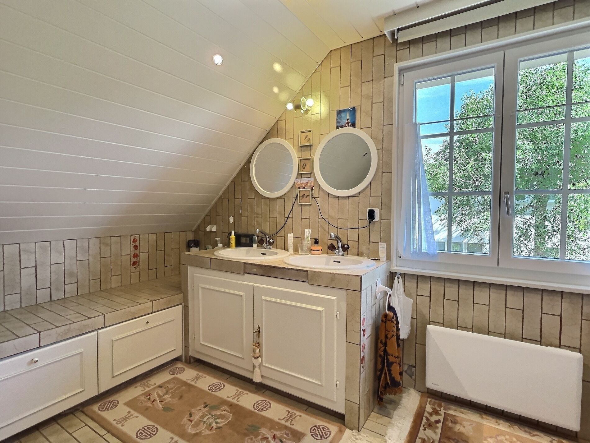 Detached villa in a quiet neighborhood - Vue 6