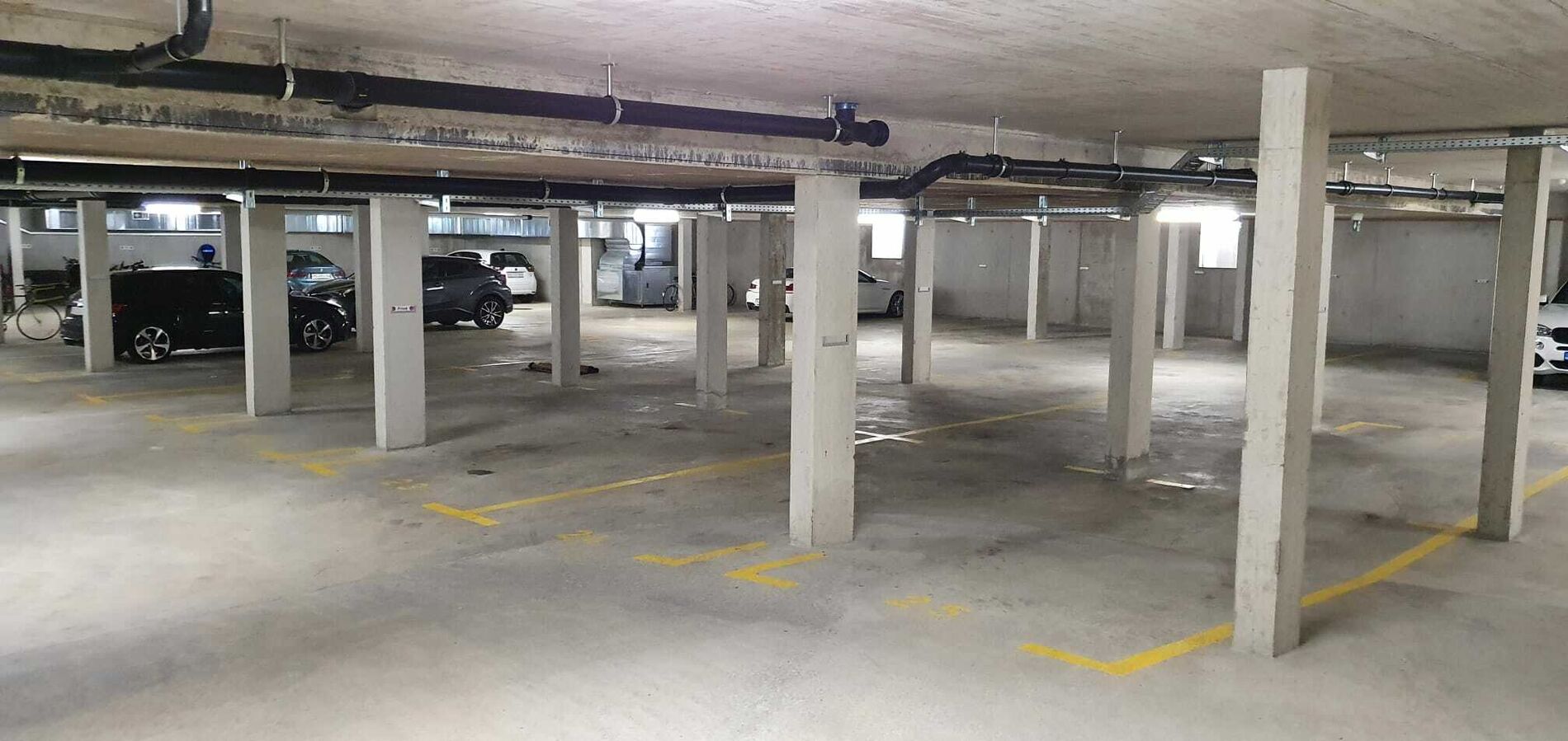 Places de parc à louer - Vue 3