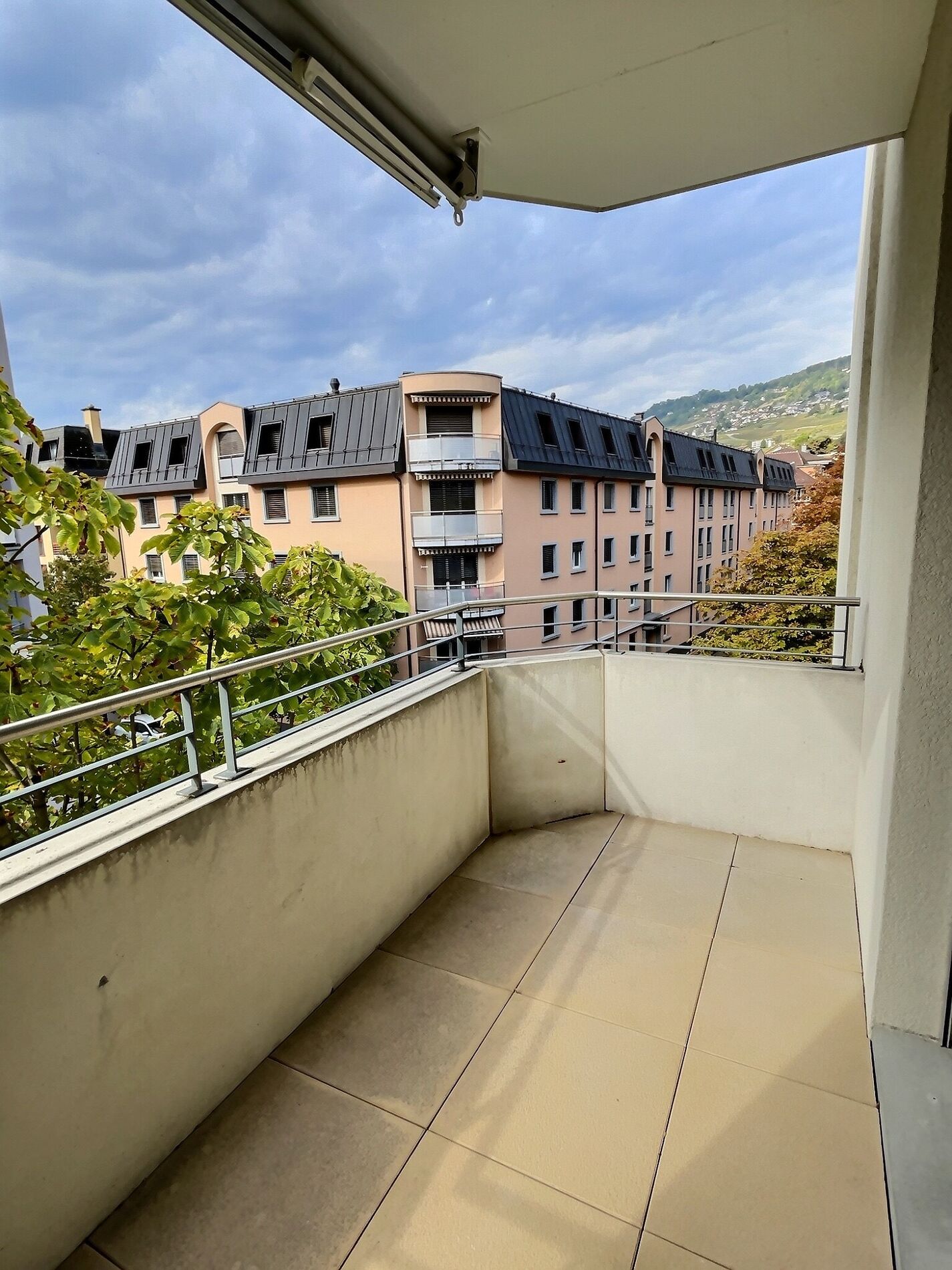 Appartement contemporain proche de la gare - Vue 7