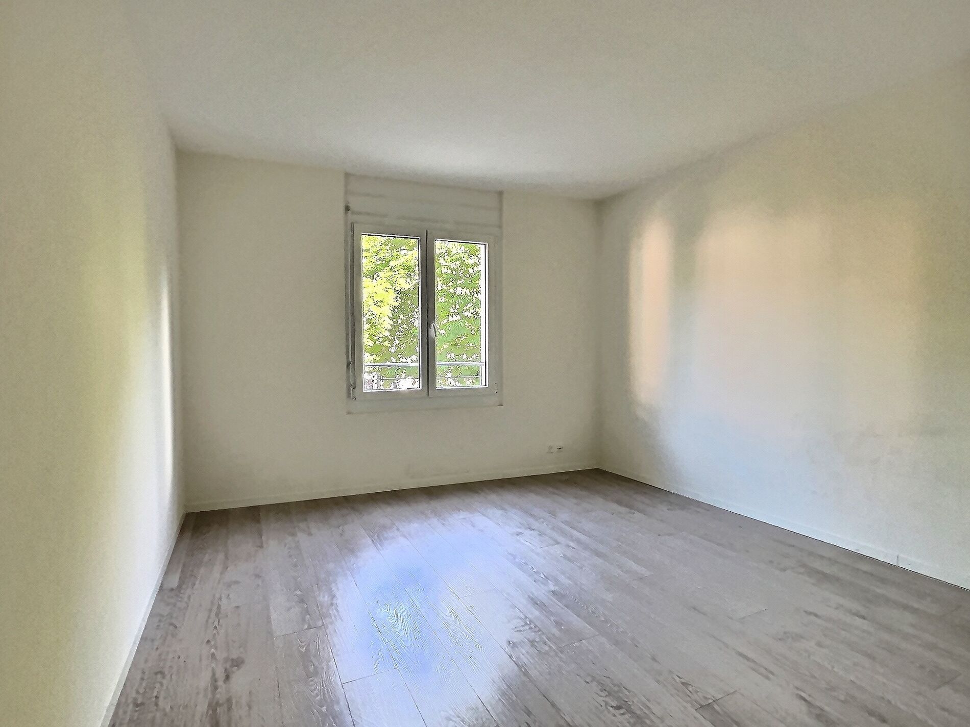 Appartement contemporain proche de la gare - Vue 5