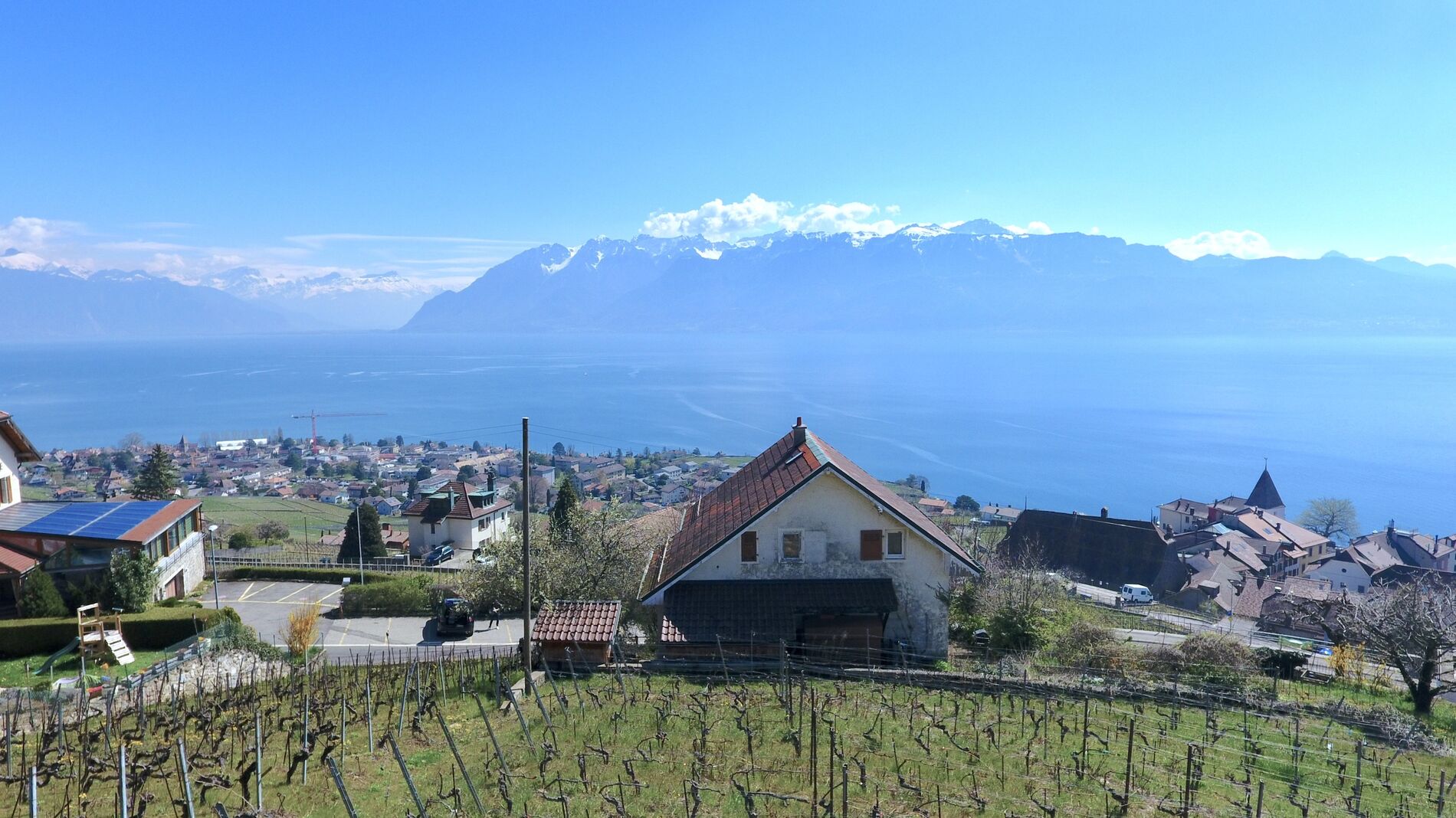 Maison à rénover avec vue imprenable sur le lac - Vue 3