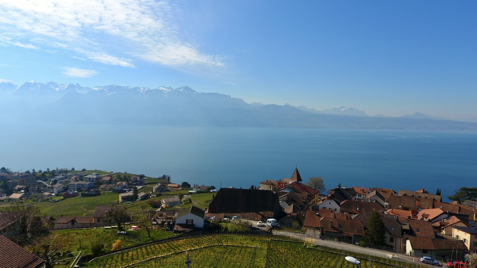 Maison à rénover avec vue imprenable sur le lac - Vue 1