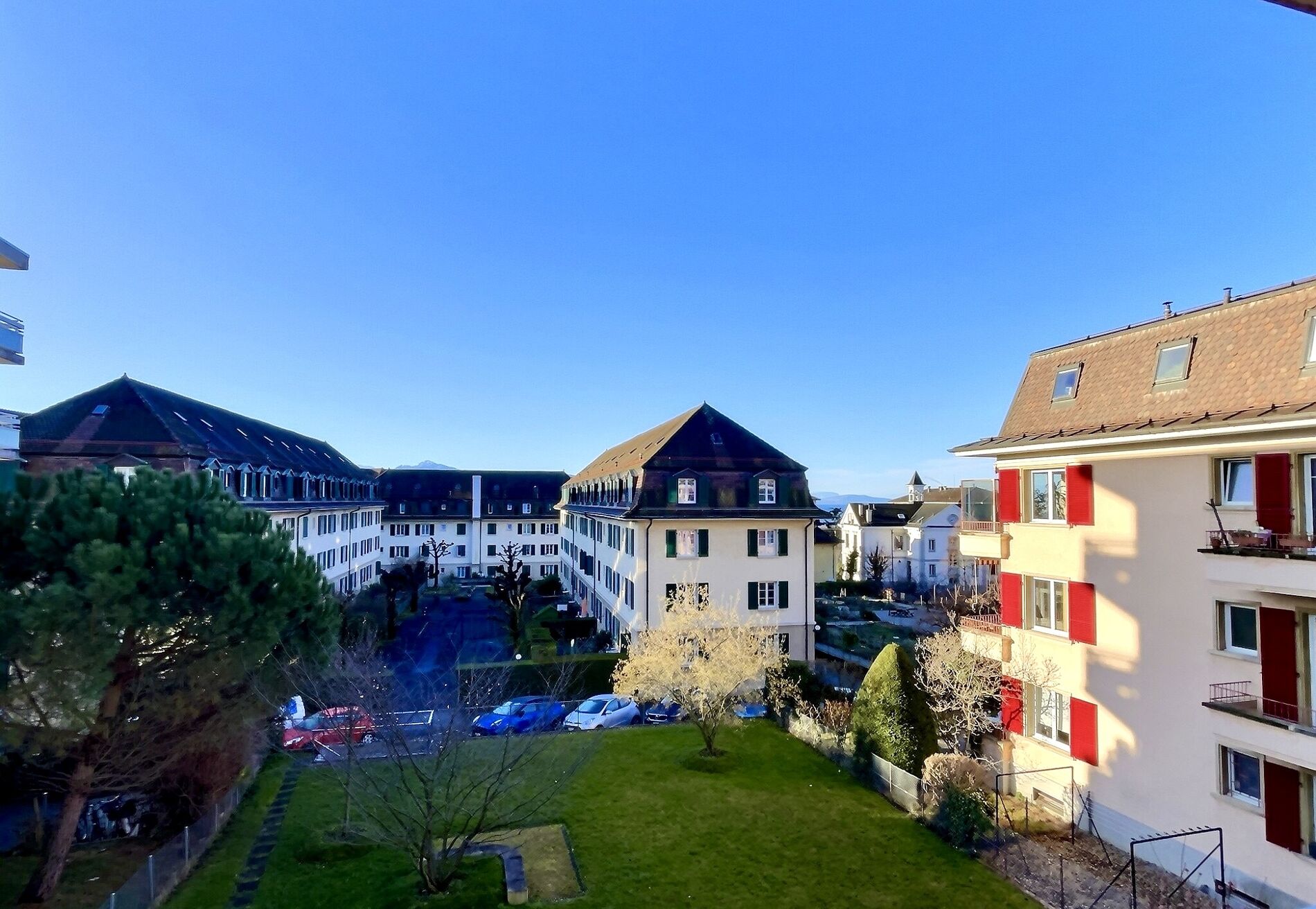 Spacious apartment with a large balcony - Vue 7