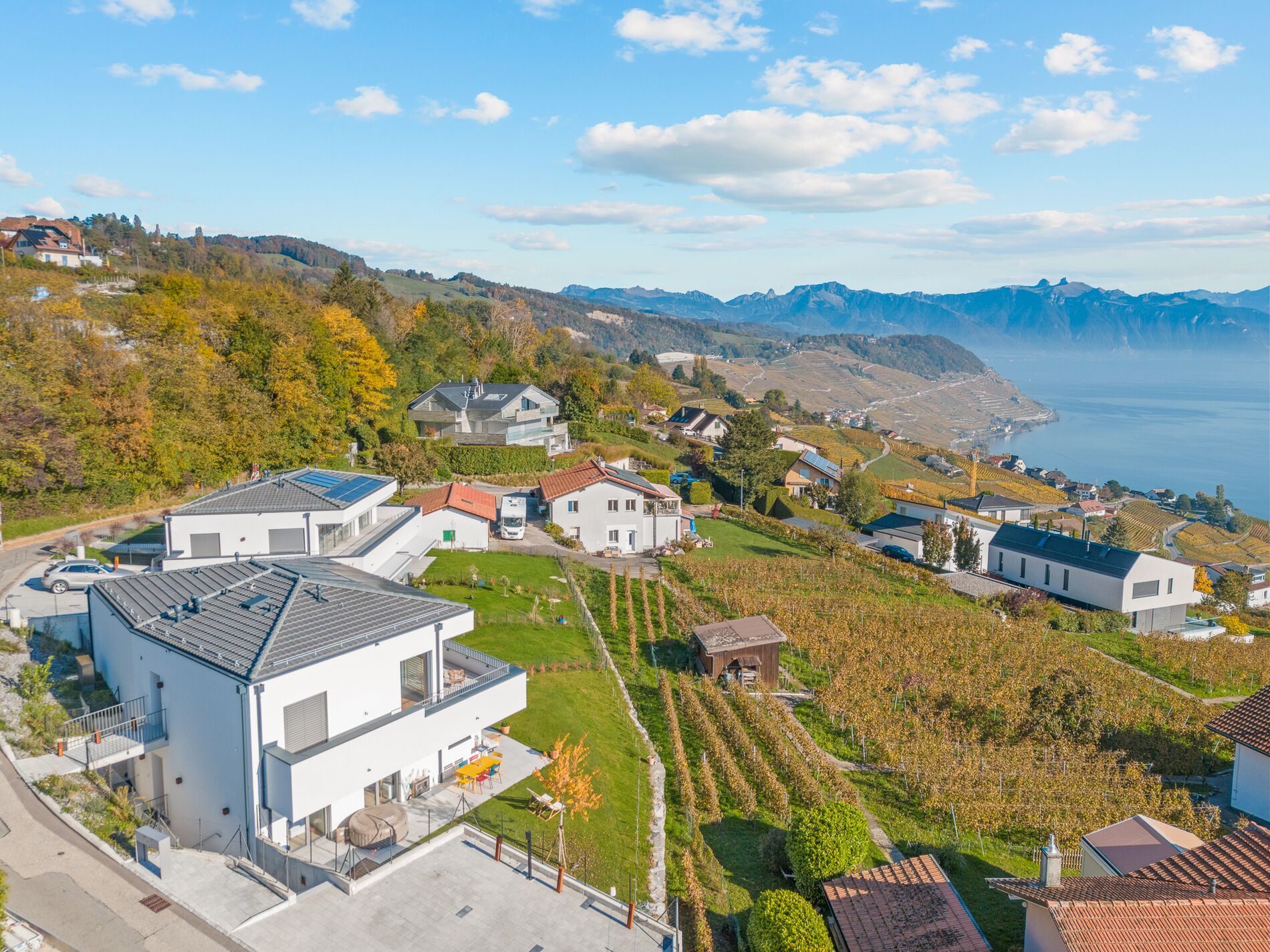 Apartment with breathtaking lake views - Vue 9
