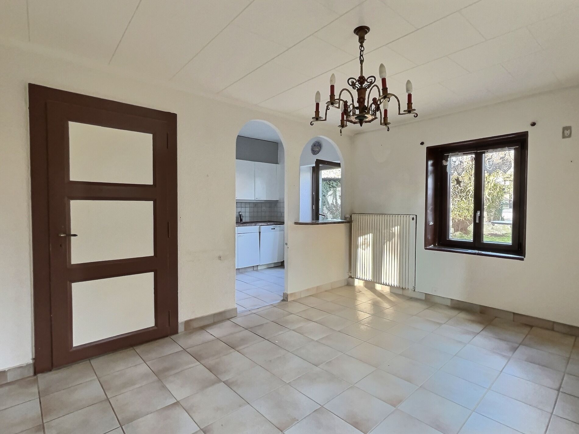 House to renovate in the heart of Bremblens - Vue 5