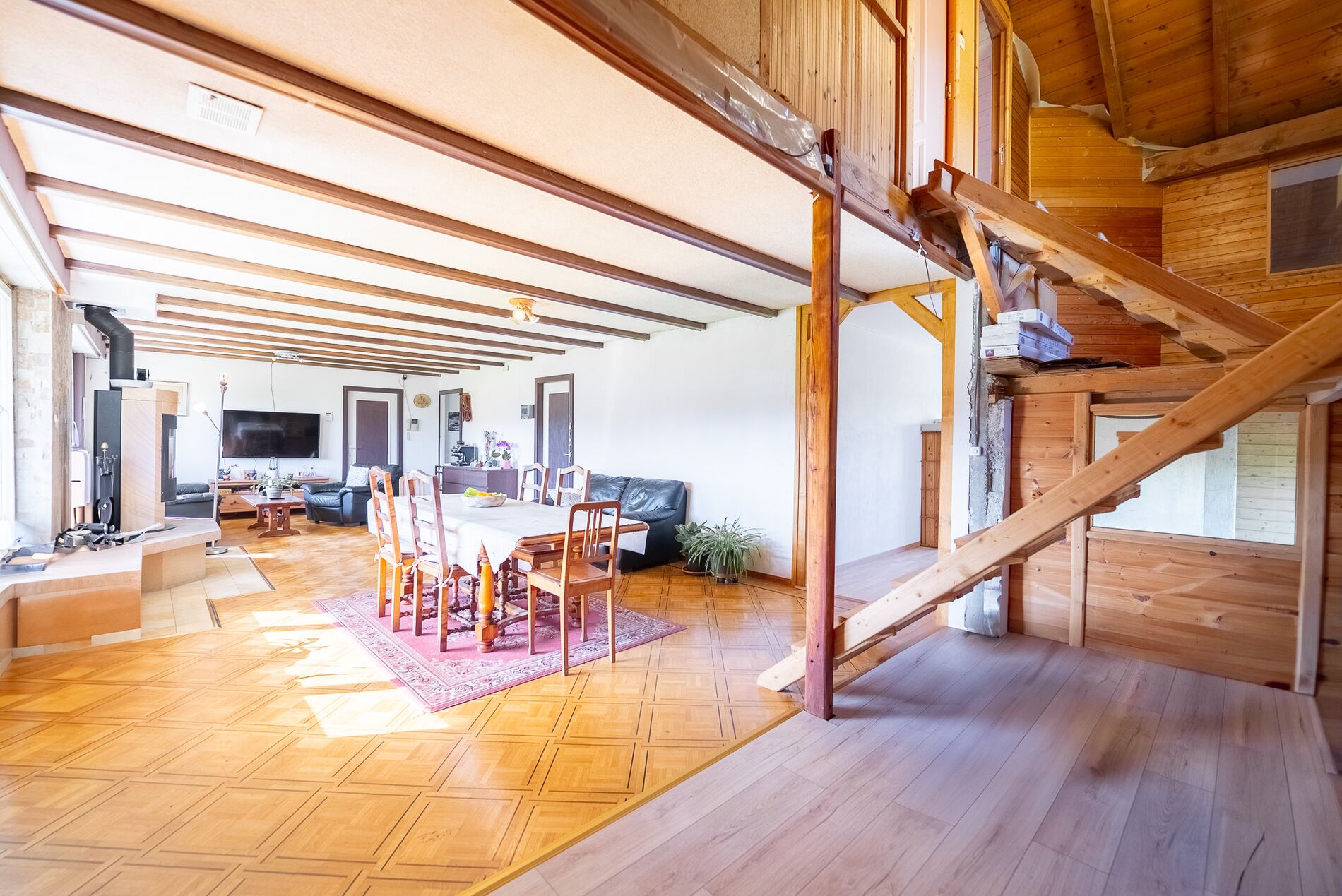 House to renovate with great potential - Vue 2
