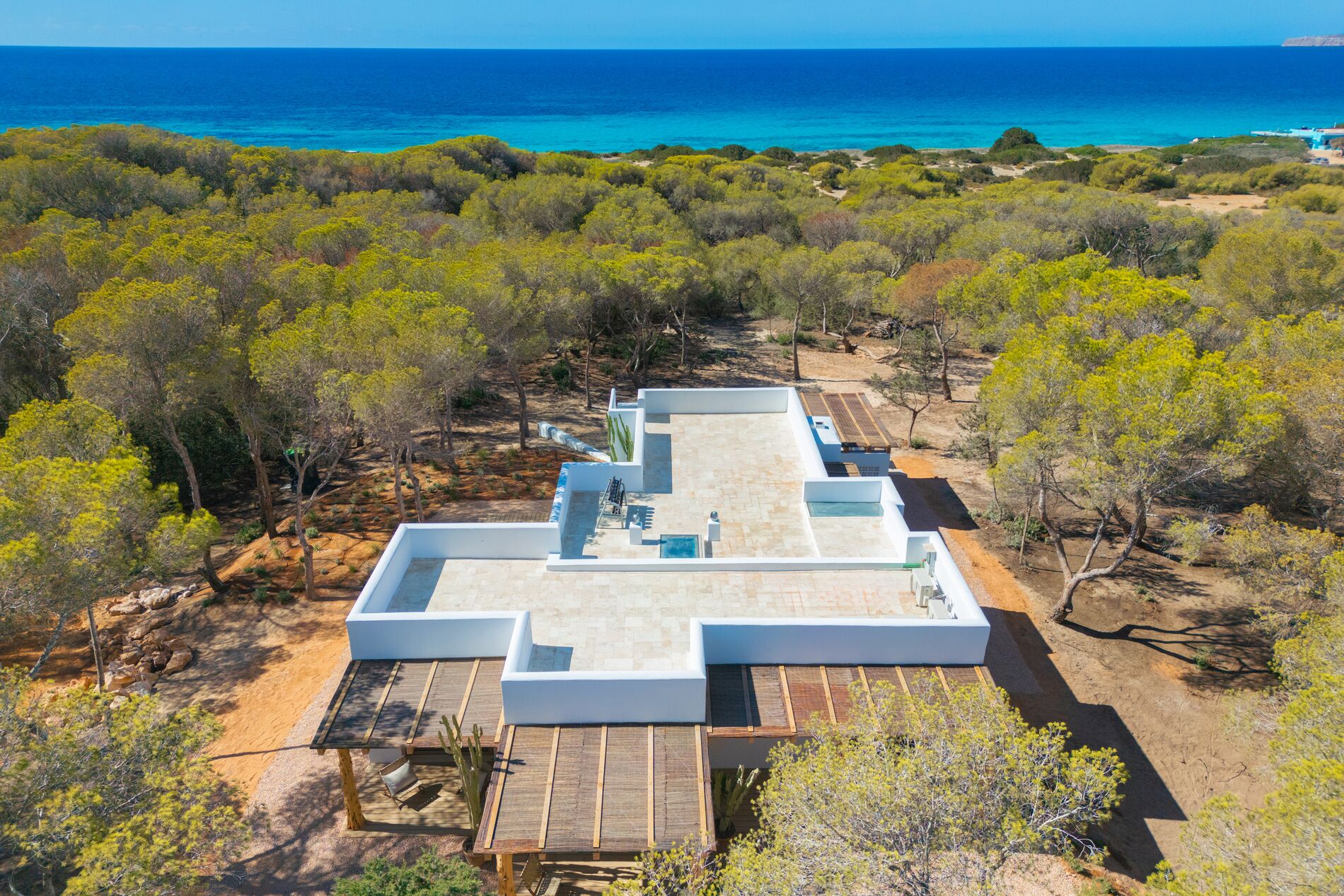 Exceptional villa with sea view and tourist license - Vue 1