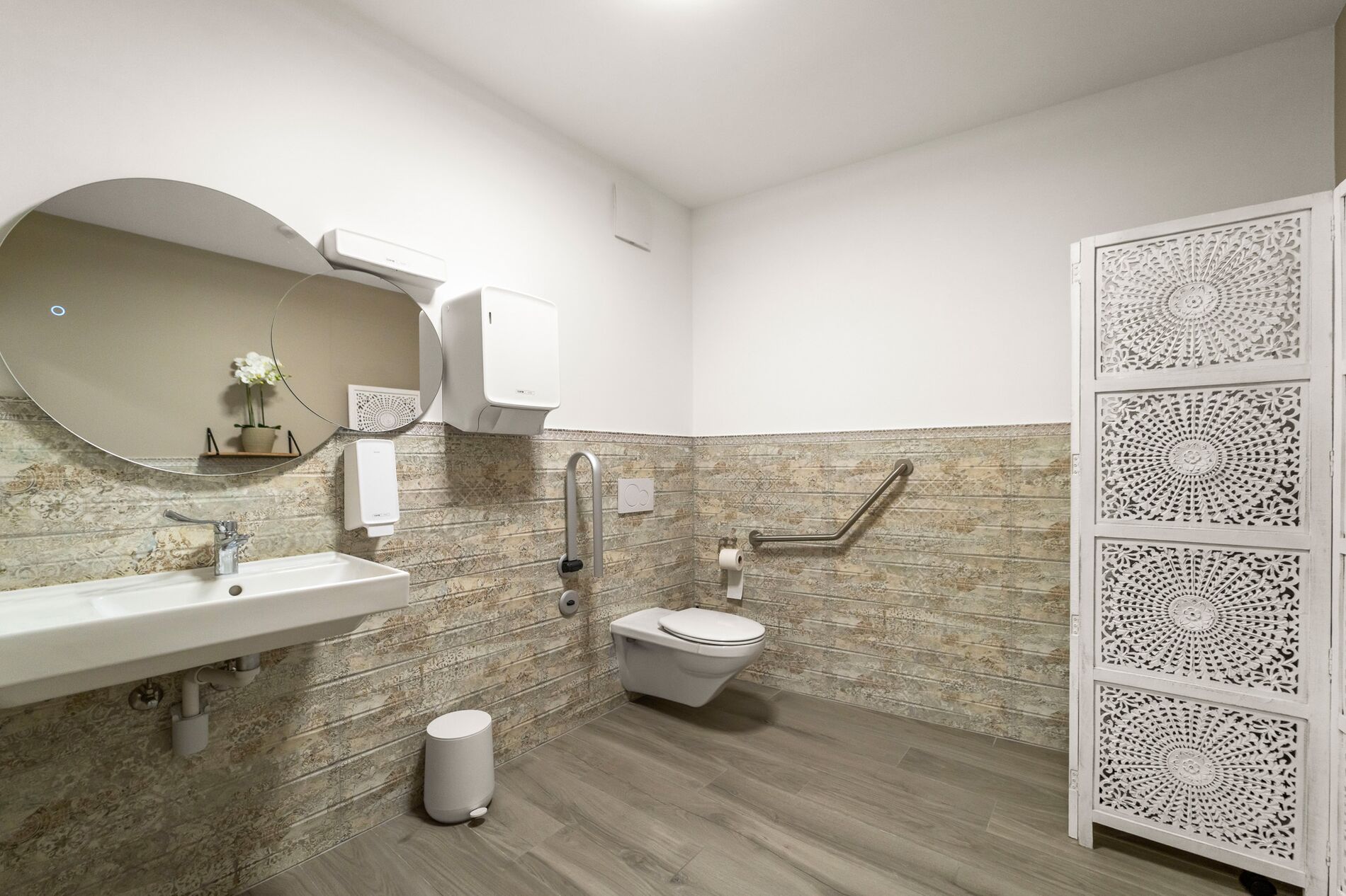 Very nice commercial premises close to the center of Montana - Vue 7