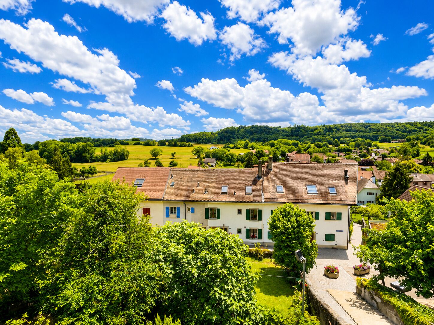 Charming opportunity to renovate - Vue 13