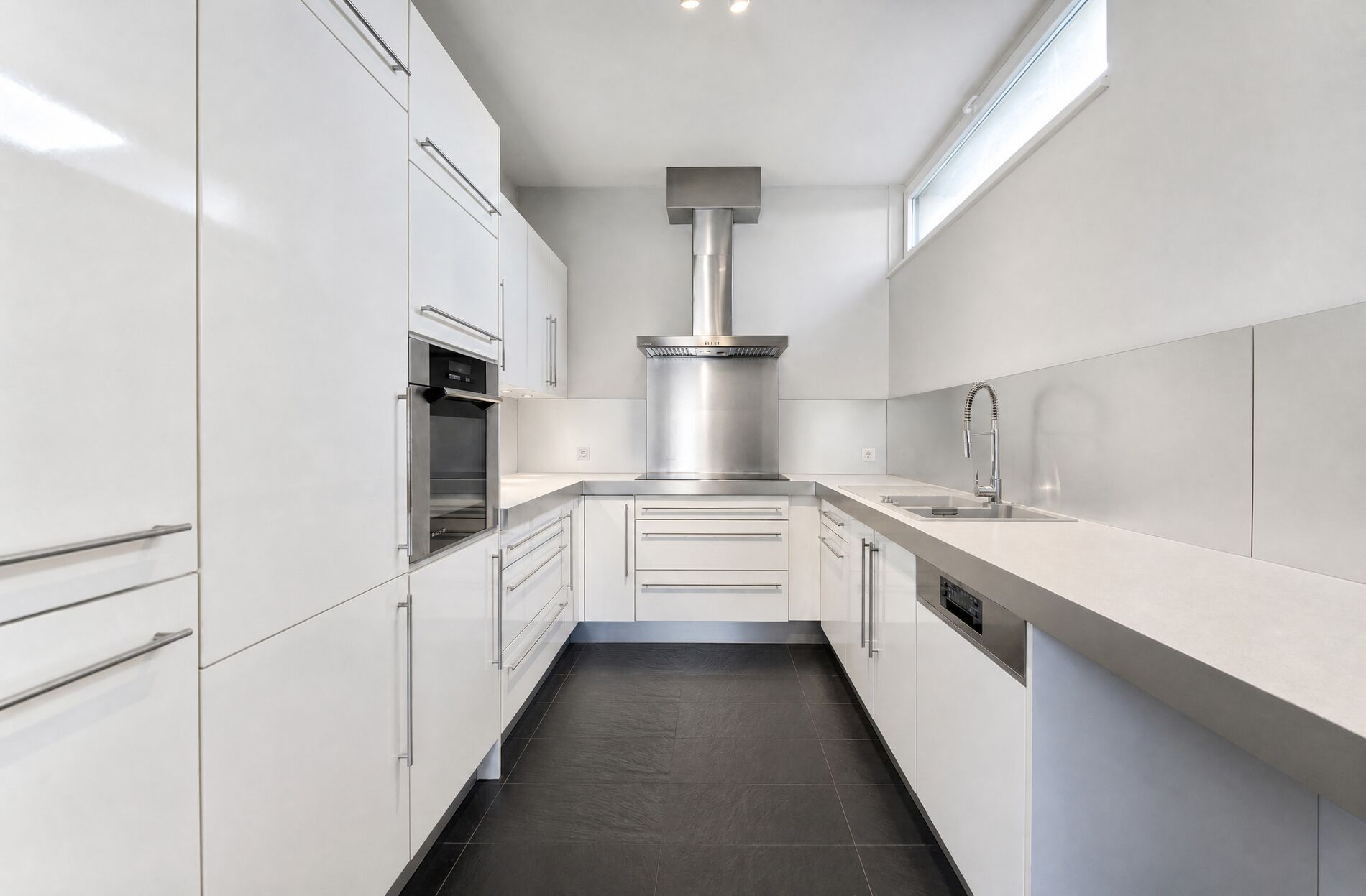 Loft-style duplex with a large terrace and close to the lake - Vue 4