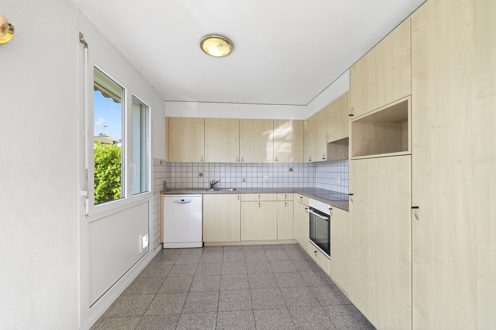Lovely ground-floor apartment with garden, 5 minutes by car from the lake - Vue 6