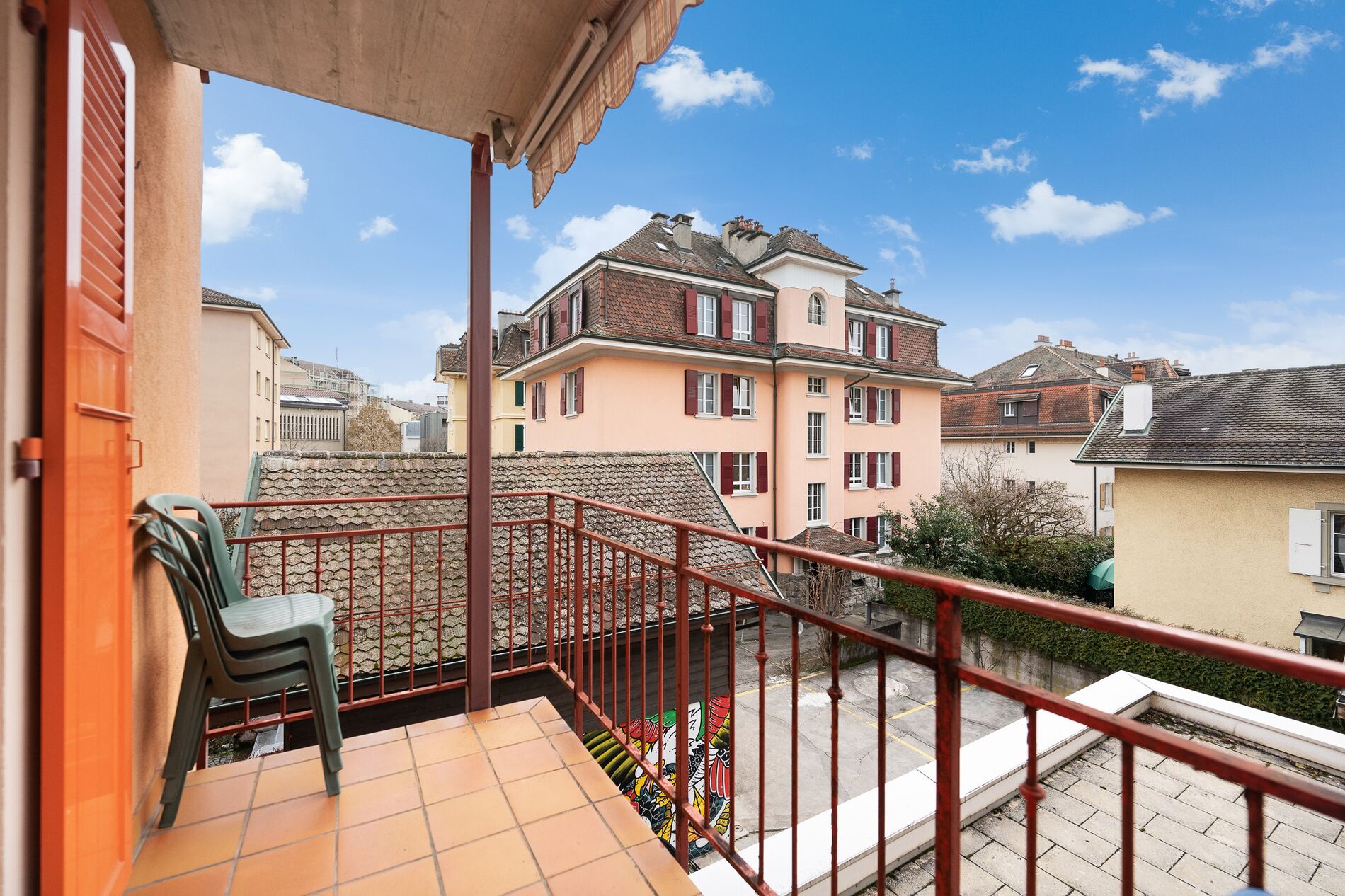 Townhouse with great potential – Lausanne city centre - Vue 10