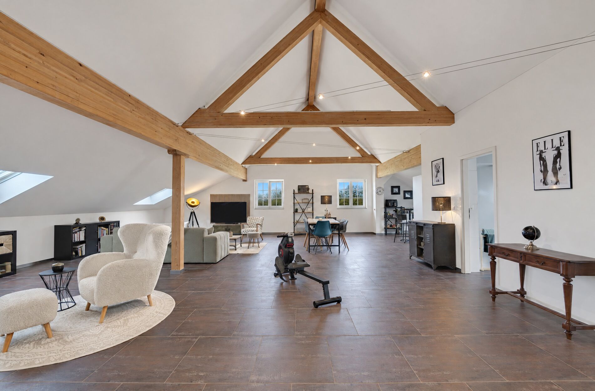 Une maison pour ceux qui voient plus grand que les murs - Vue 12