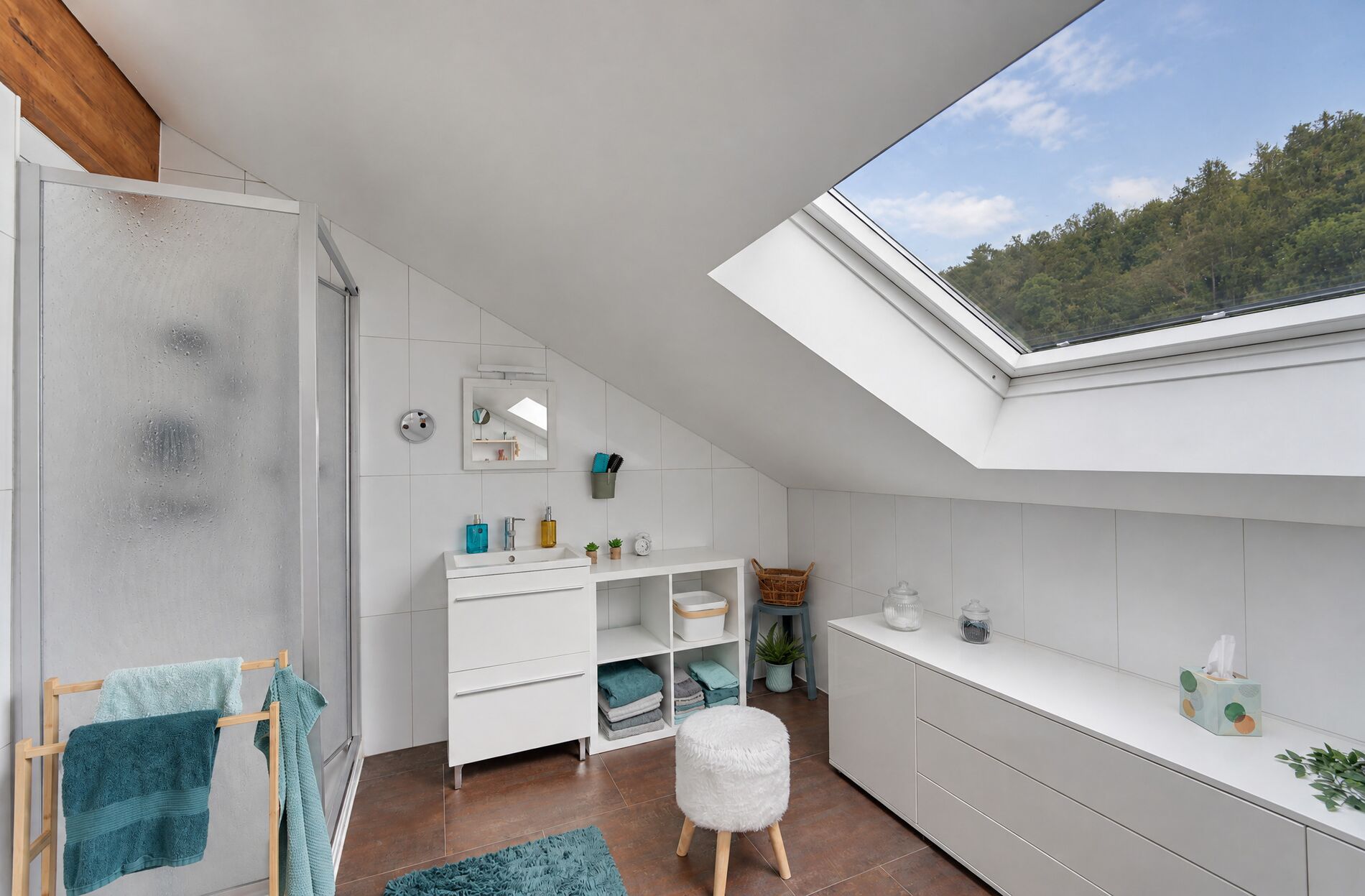 Une maison pour ceux qui voient plus grand que les murs - Vue 7